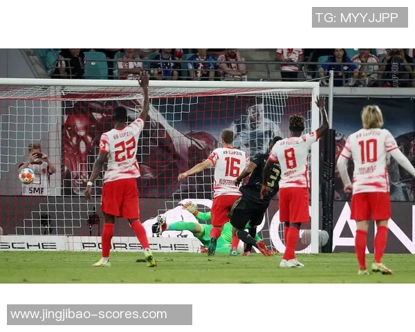 西甲激战：皇马与莱比锡鏖战成平局历史冷门引发全场沸腾